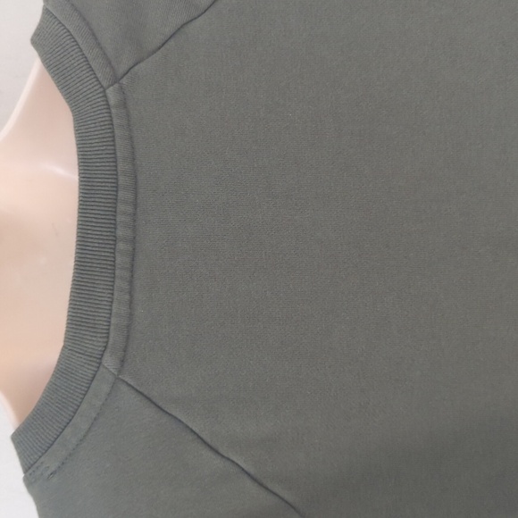 J. Crew "Joy" Sweatshirt in Original Cotton Terry - Picture 13 of 16